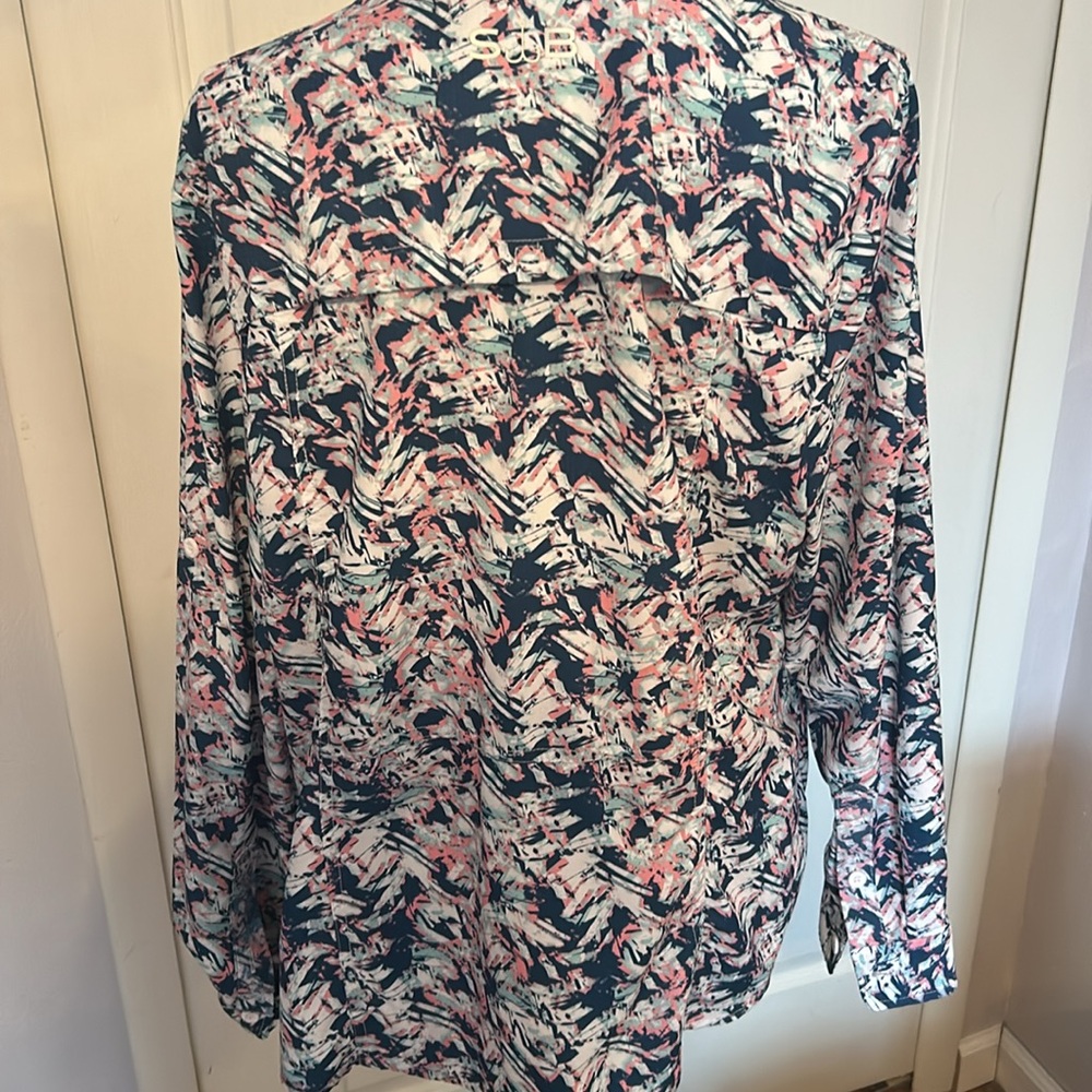 Silver Bait Button Up Sun Shirt - Picture 6 of 7